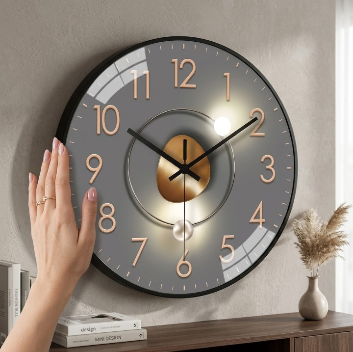 Geräuschlose Wanduhr Ø 20 cm – Glasabdeckung & Metallzeiger, ohne Ticken